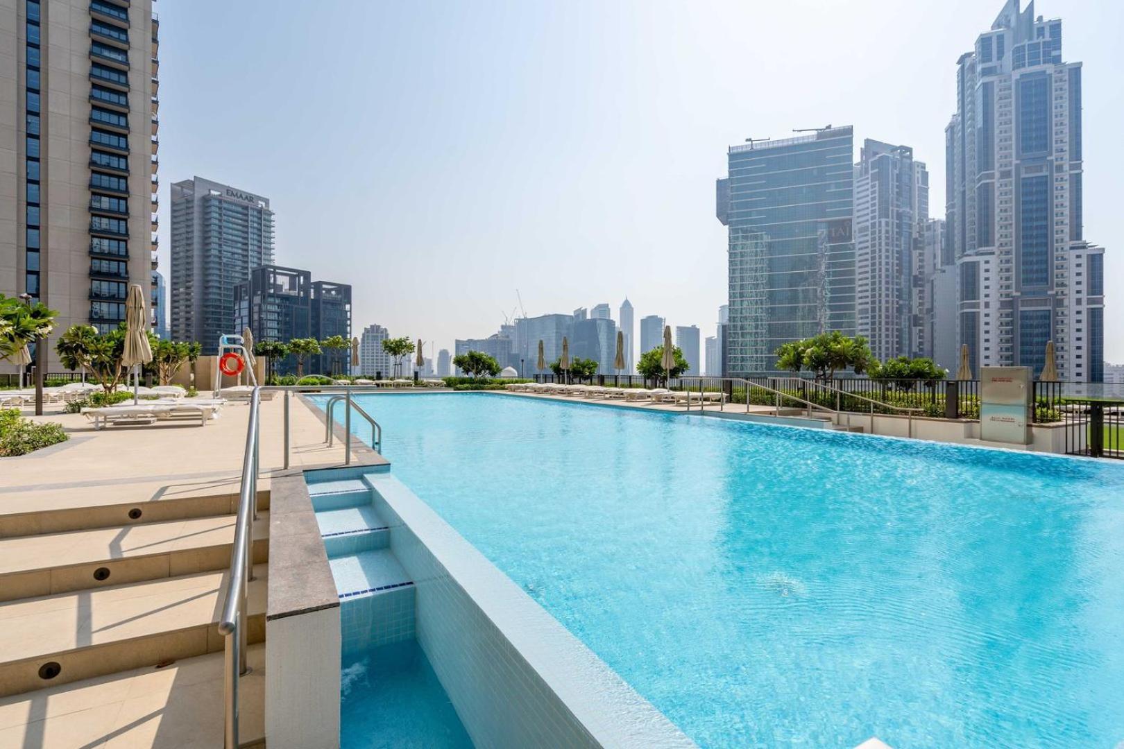 شقة Guestready - Luxurious With Burj Khalifa View