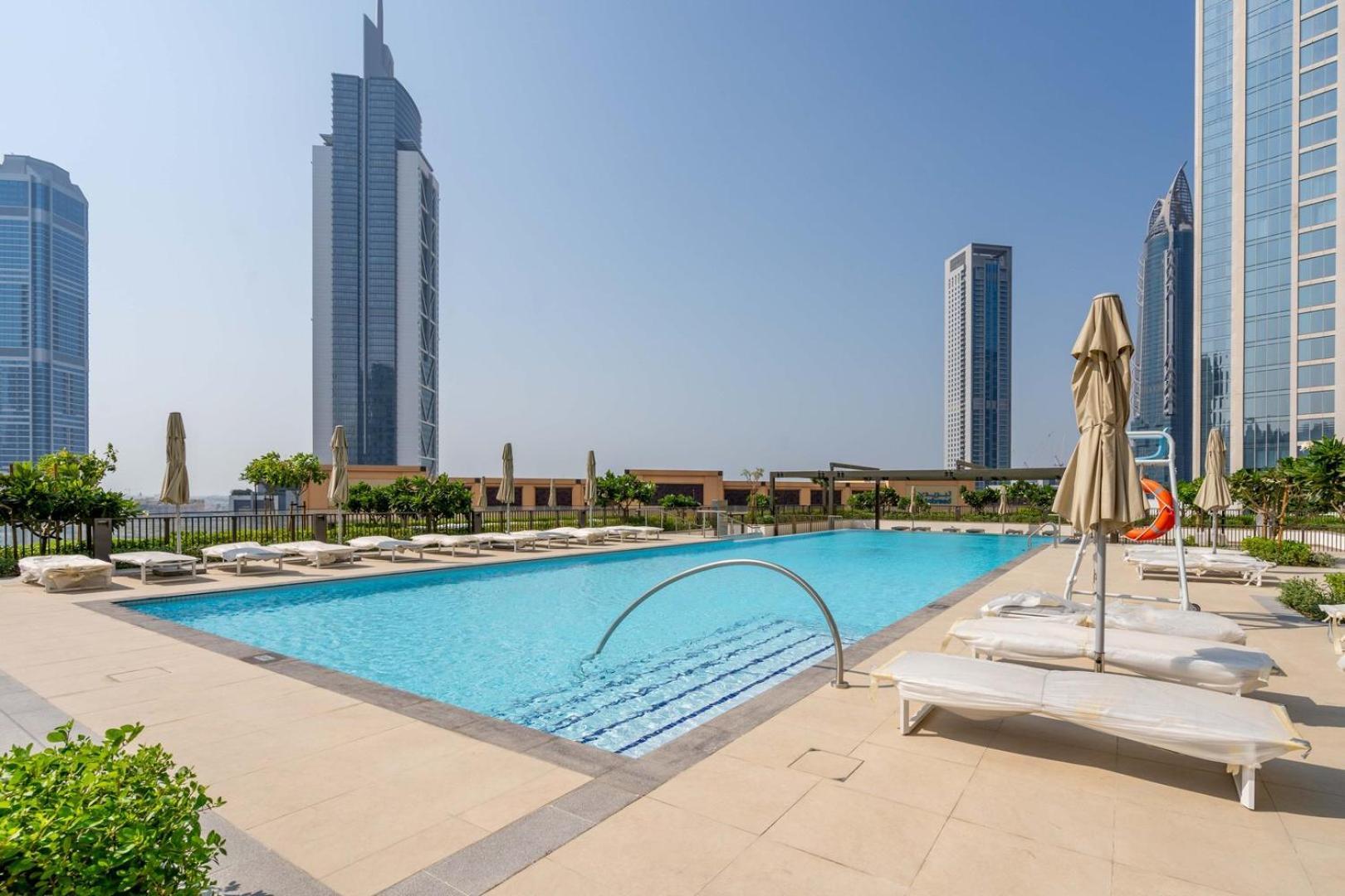 شقة Guestready - Luxurious With Burj Khalifa View
